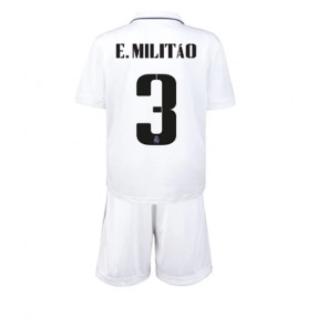 Real Madrid Eder Militao #3 Hjemmedraktsett Barn 2022-23 Kortermet (+ Korte bukser)